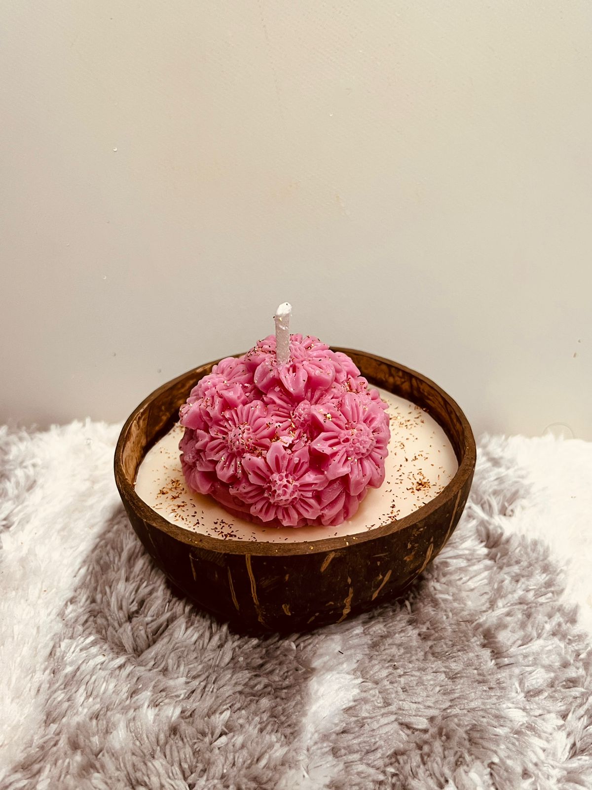 Flower Coconut Shell Candle - Image 2