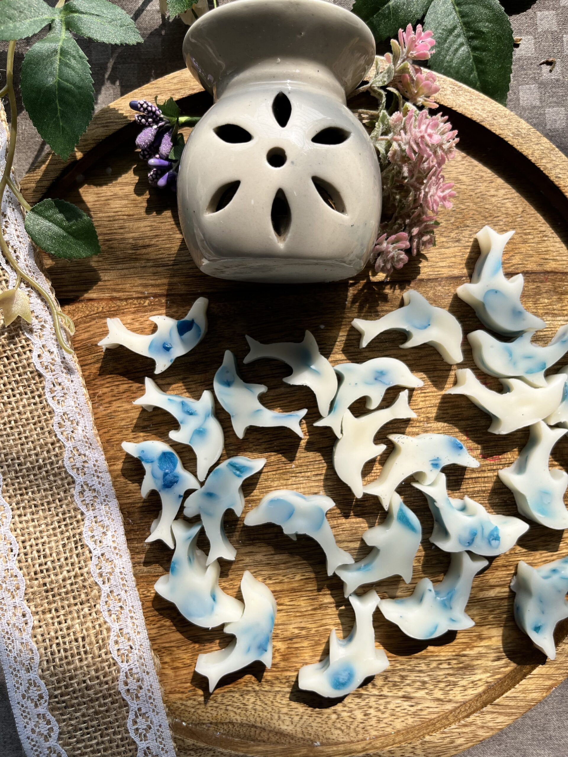 Oudh Wax Melts in Dolphin shape- 6 pieces