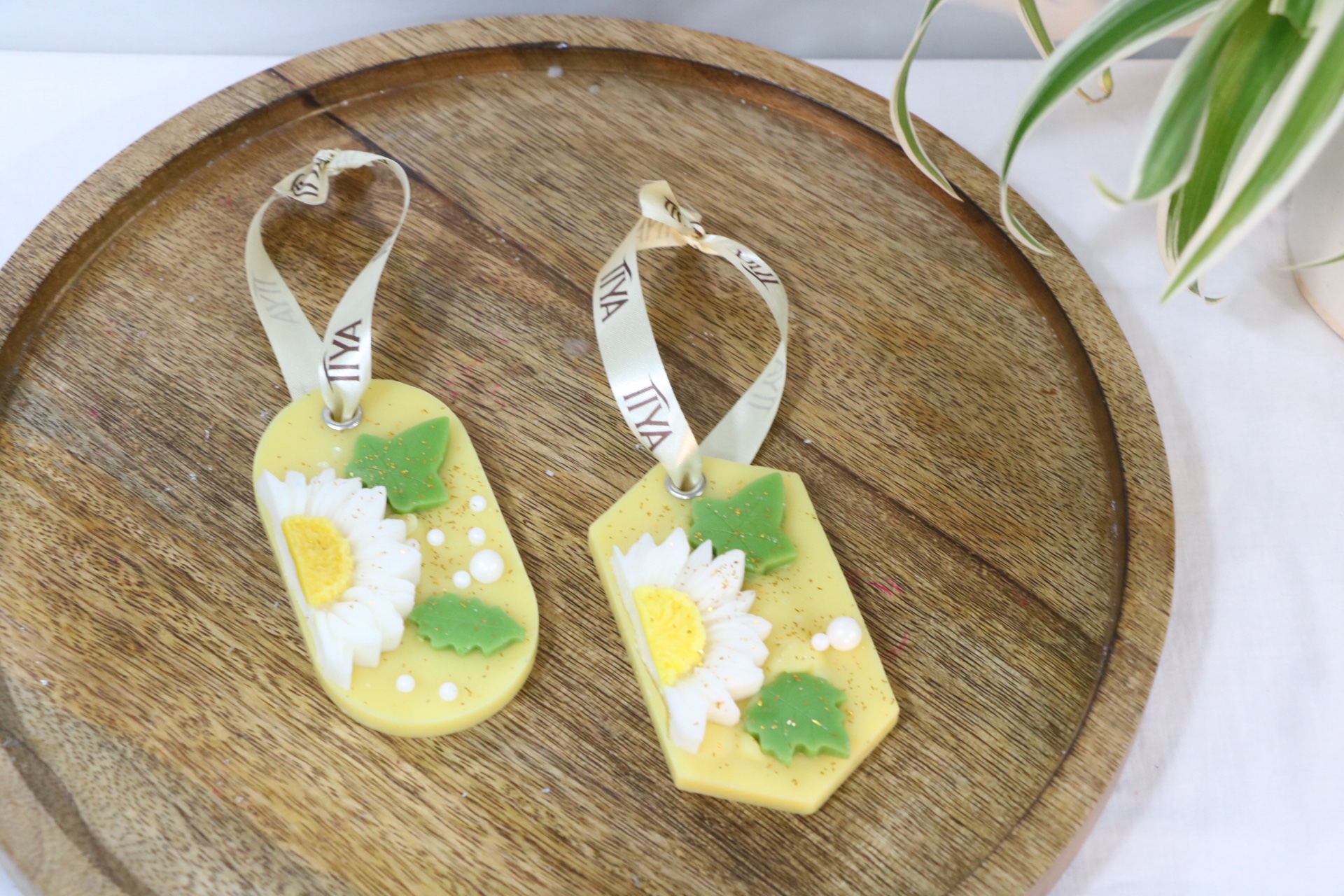 Jasmine Wax Sachet - Image 2